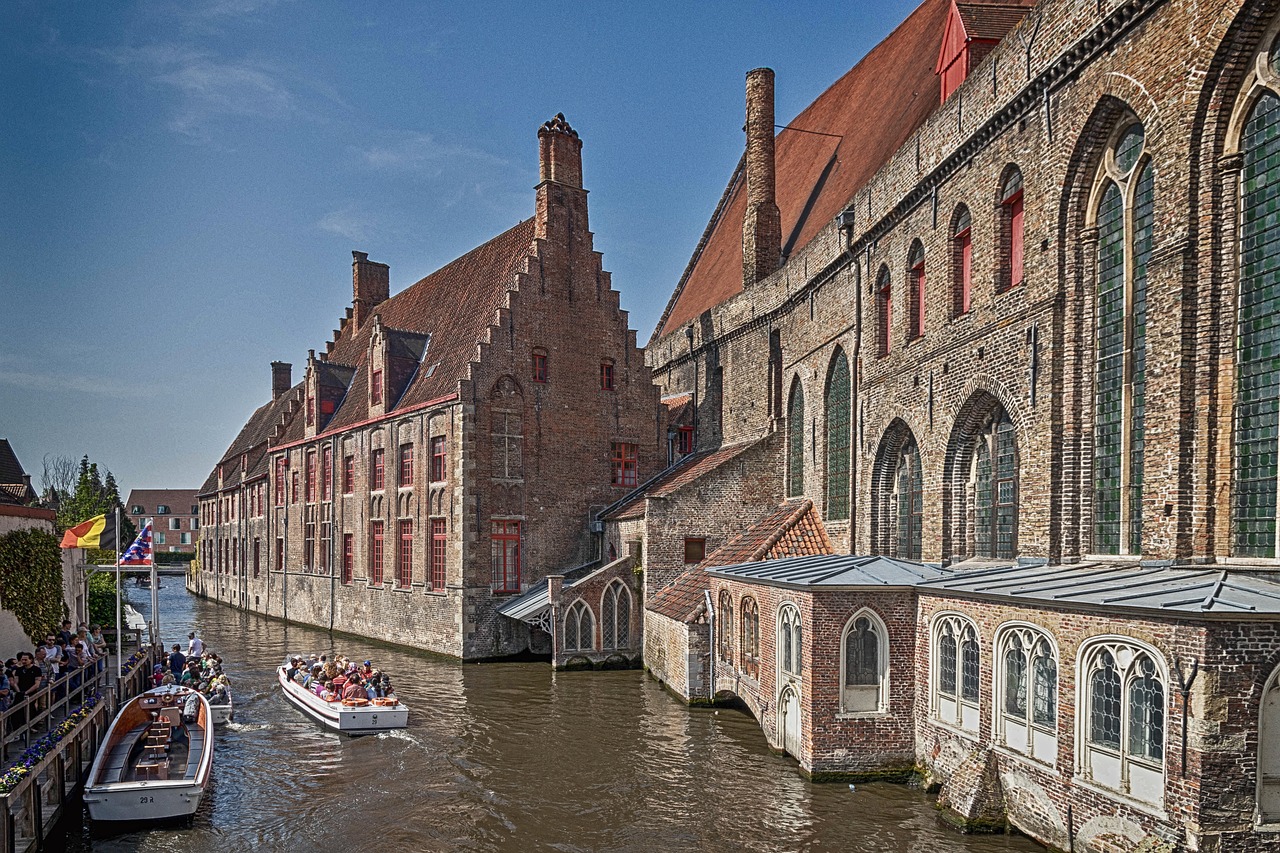 bruges  belgium  historically free photo