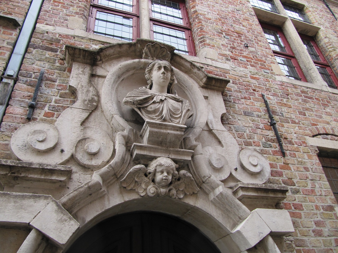 bruges middle ages buildings free photo