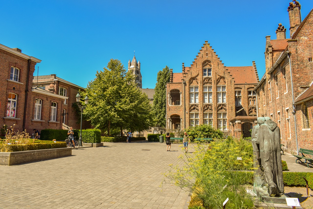 brugge  square  buildings free photo