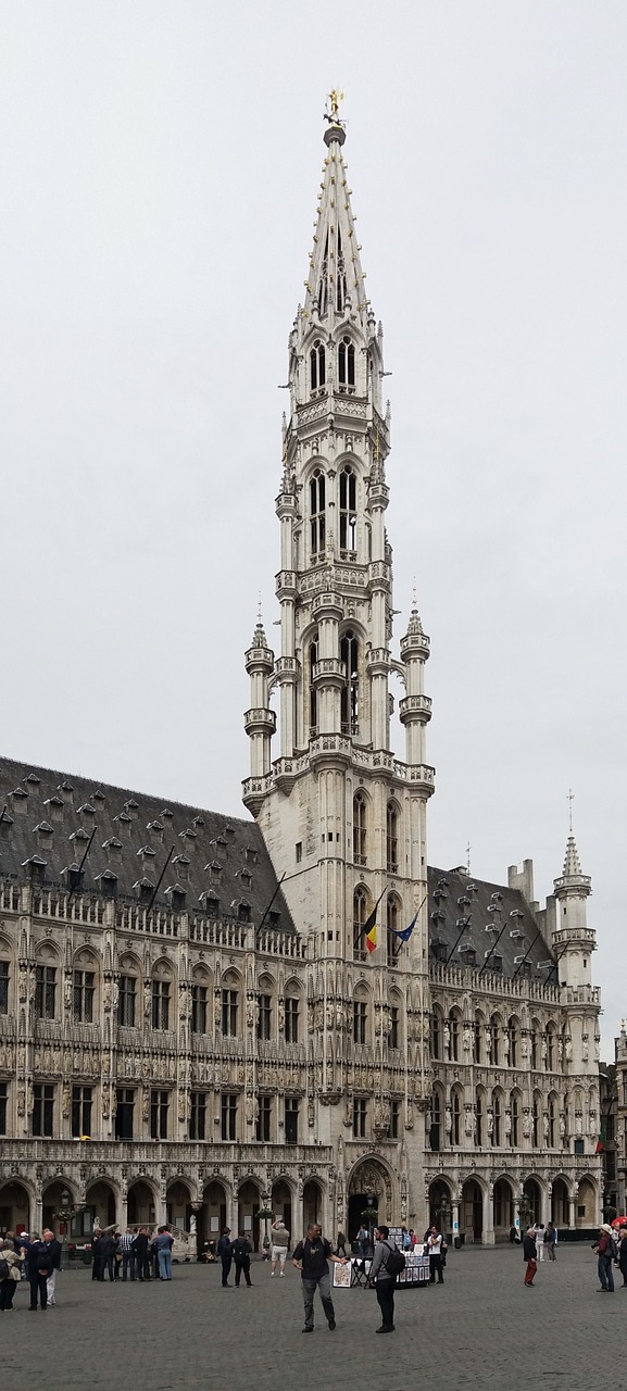 brussels city ​​hall the town hall in brussels free photo