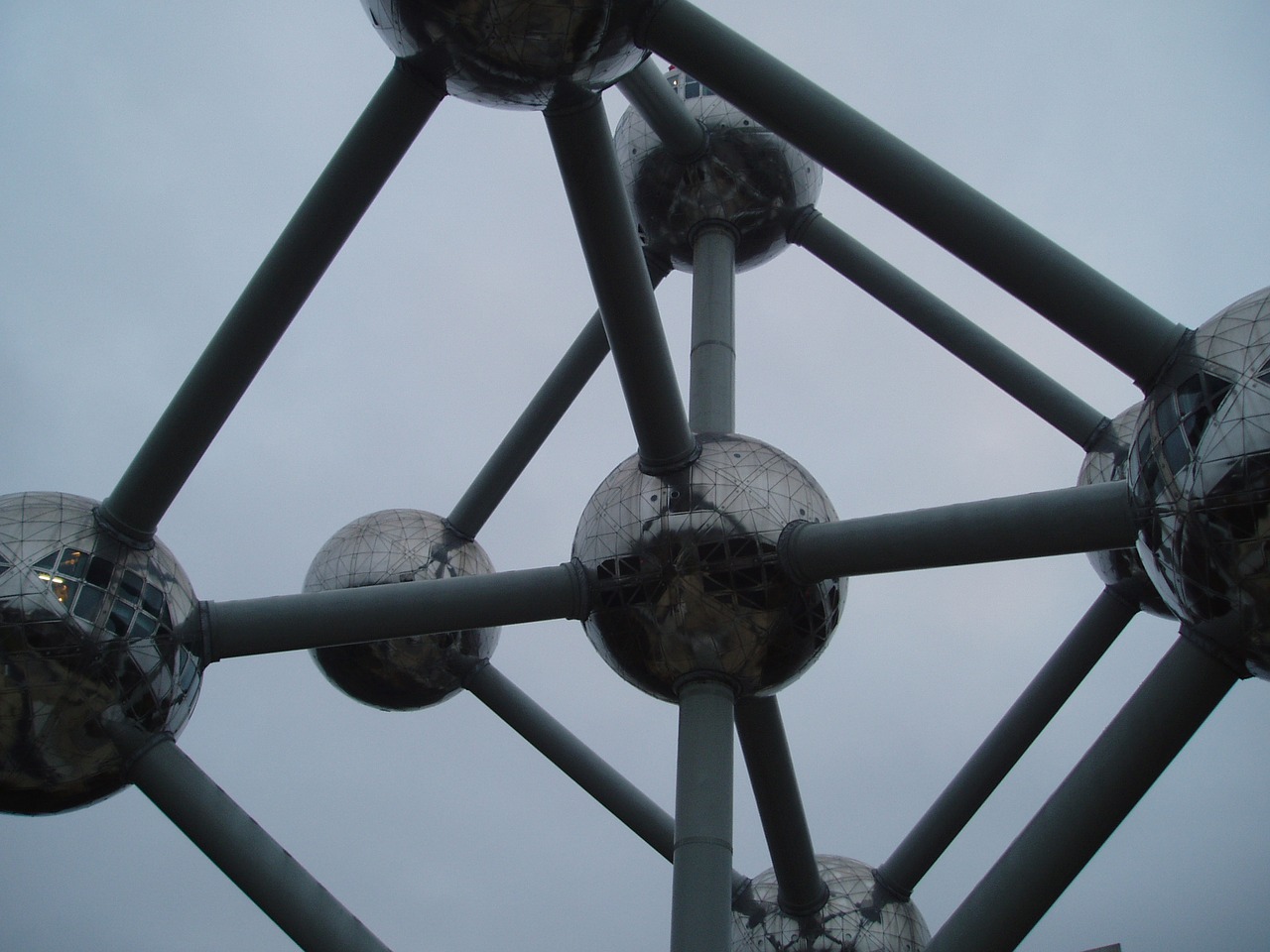 brussels the atomium cell free photo