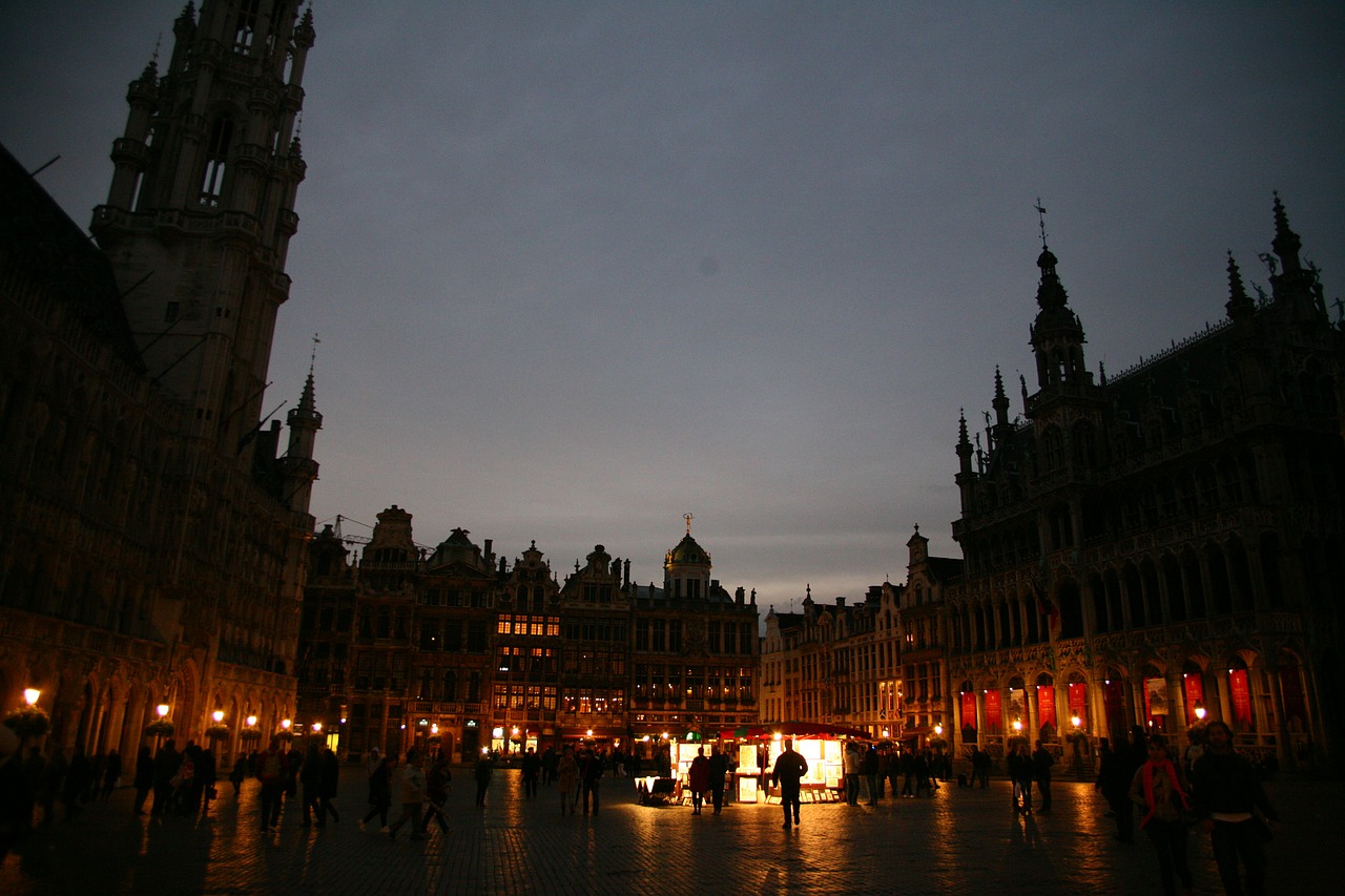 brussels square in the evening free photo