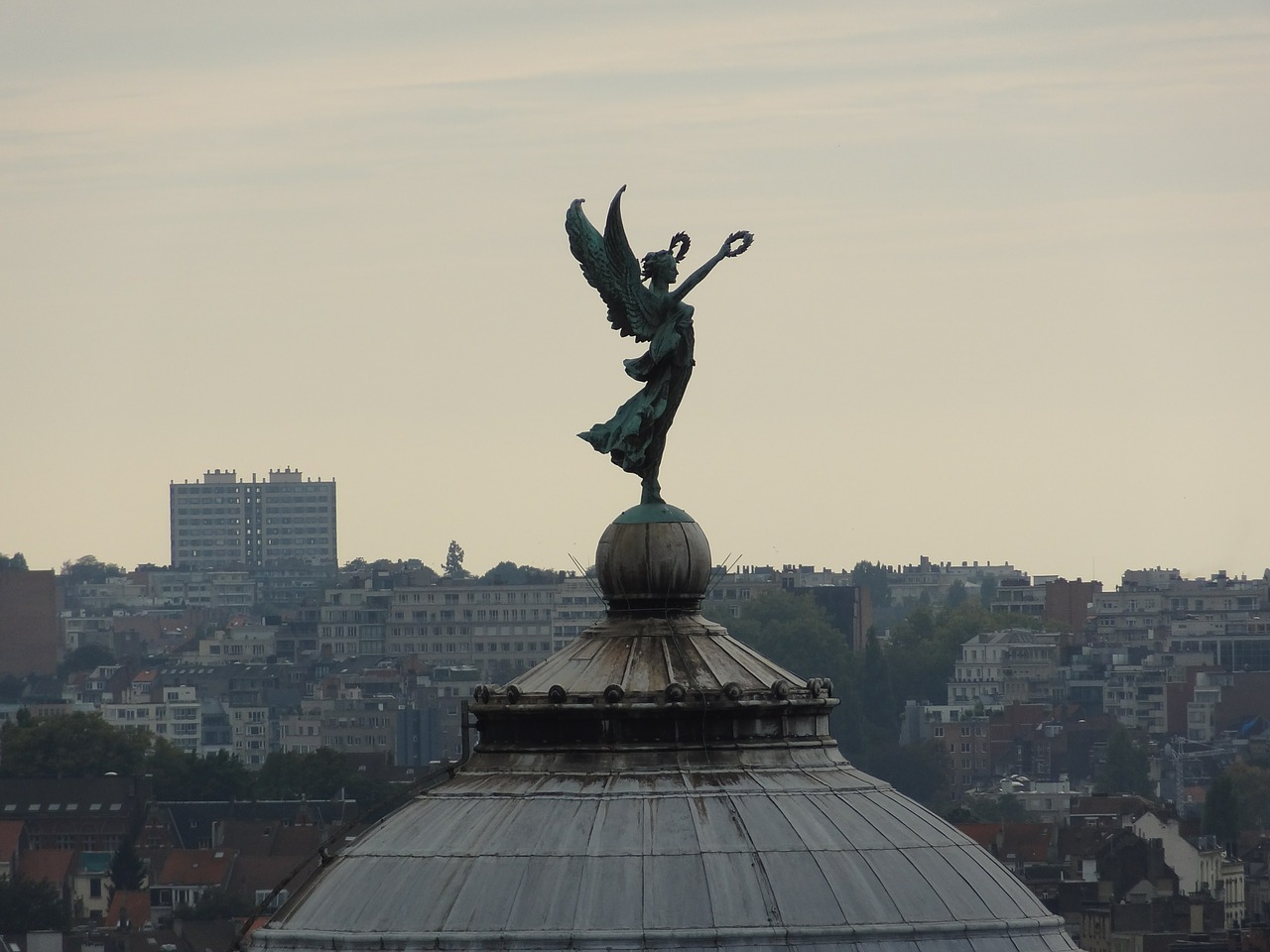 brussels the cinquantenaire park angel free photo