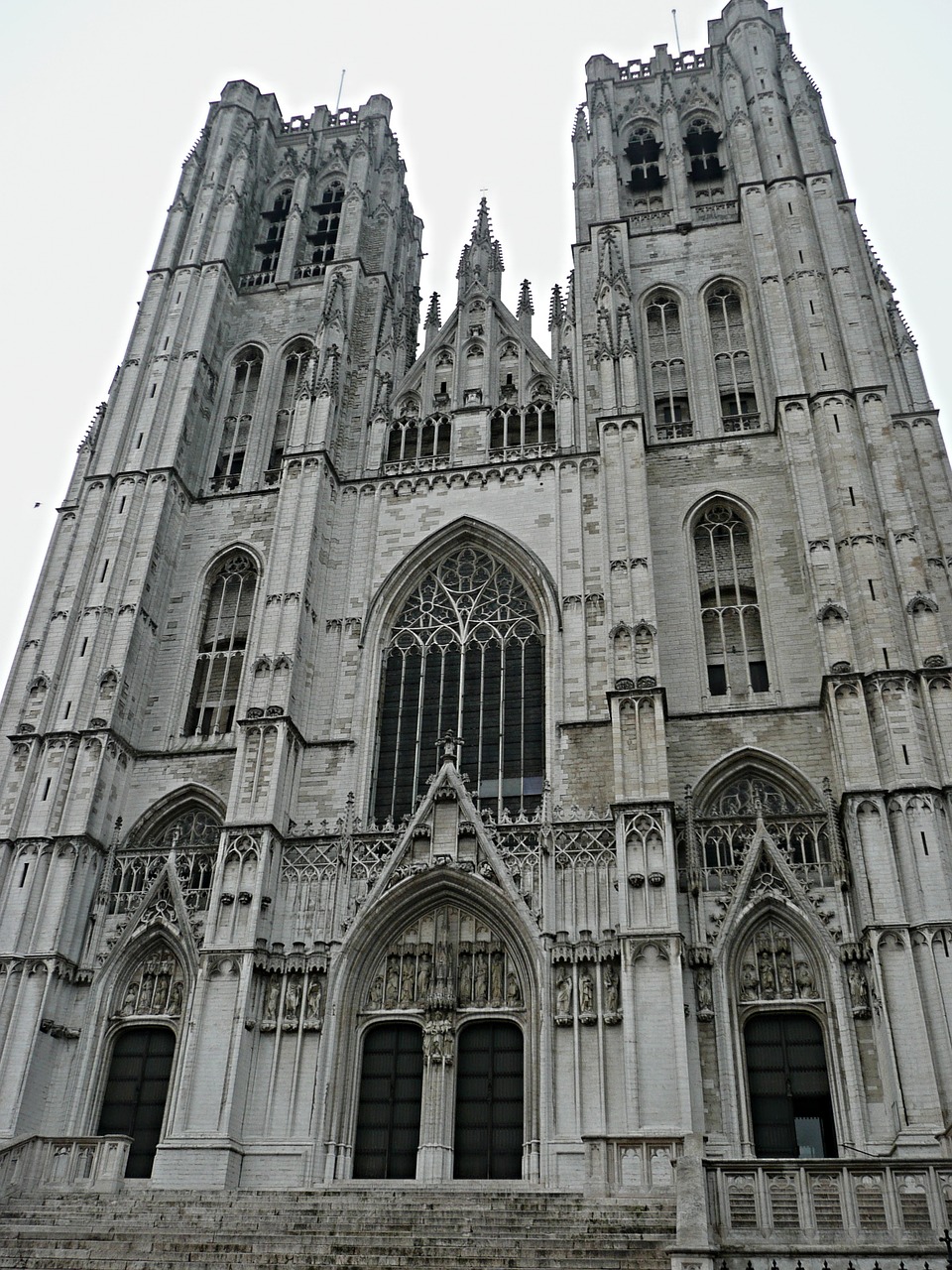 brussels temple cathedral free photo