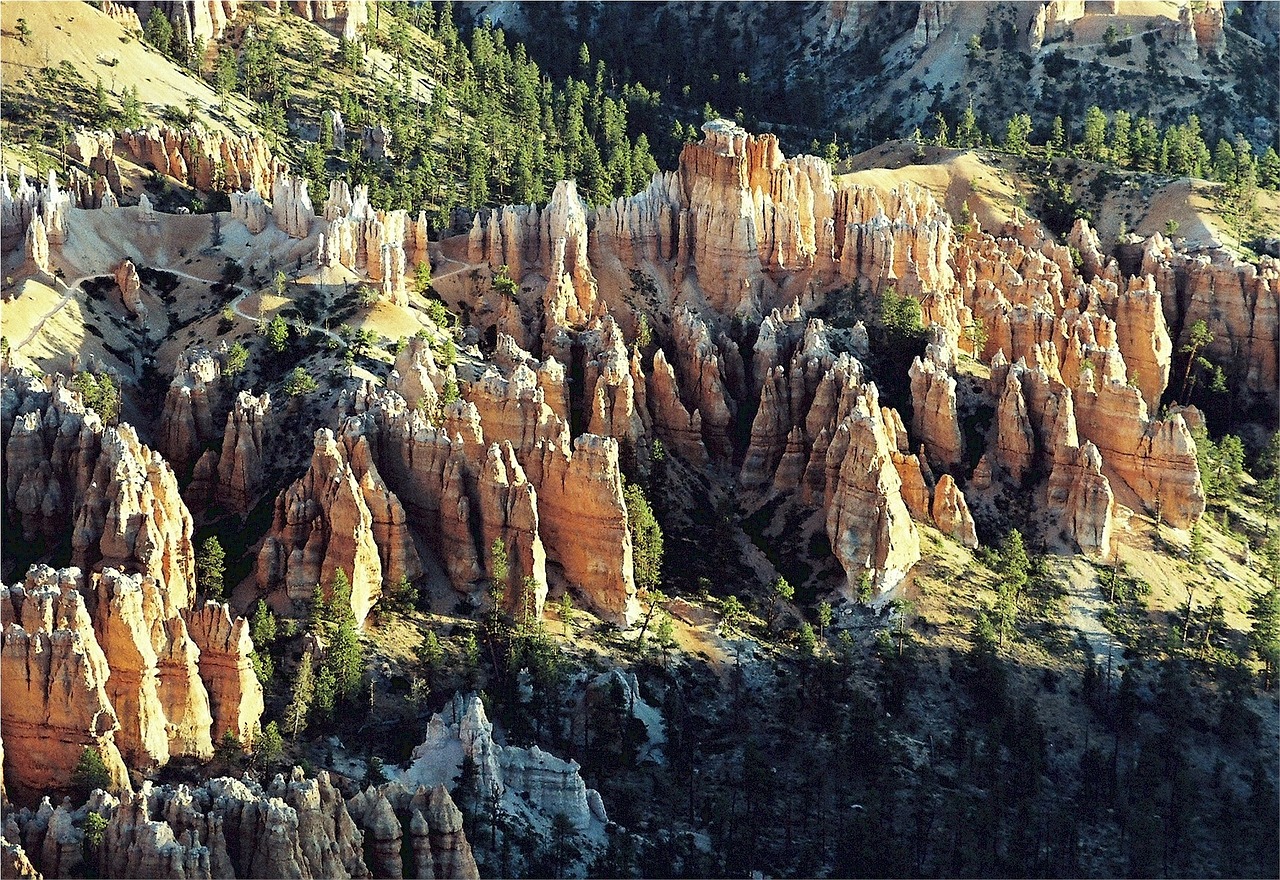 bryce canyon rock formations sandstone free photo