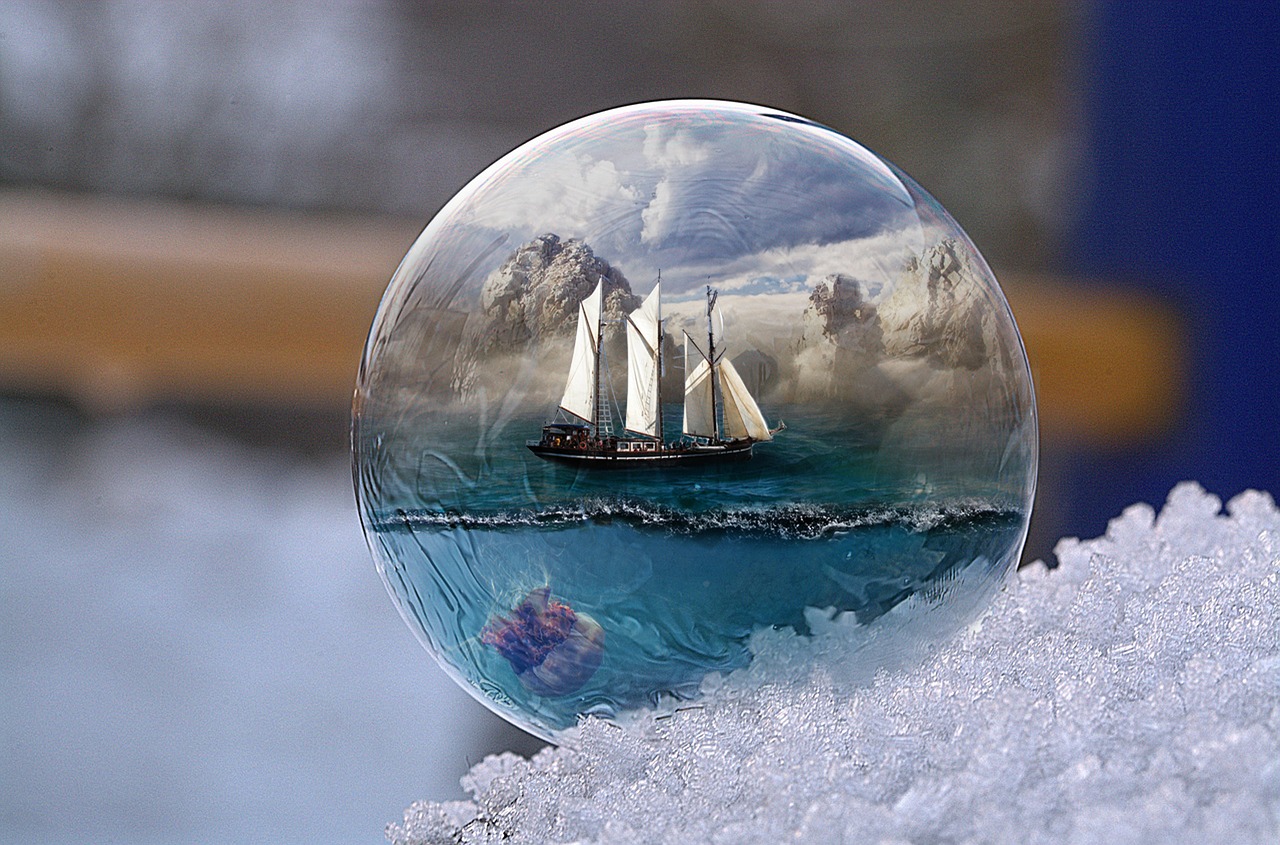 bubble winter ship free photo