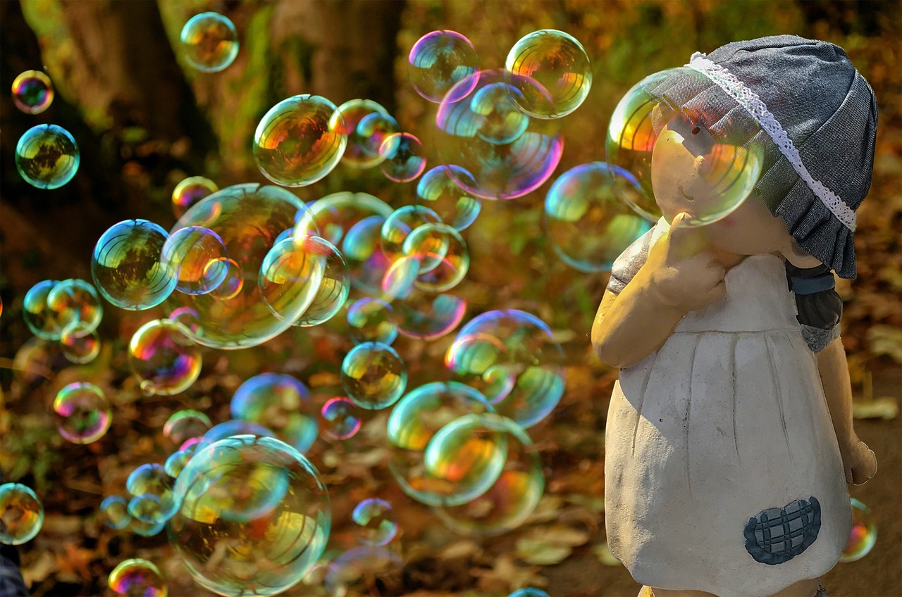 bubbles  soap bubbles  round free photo