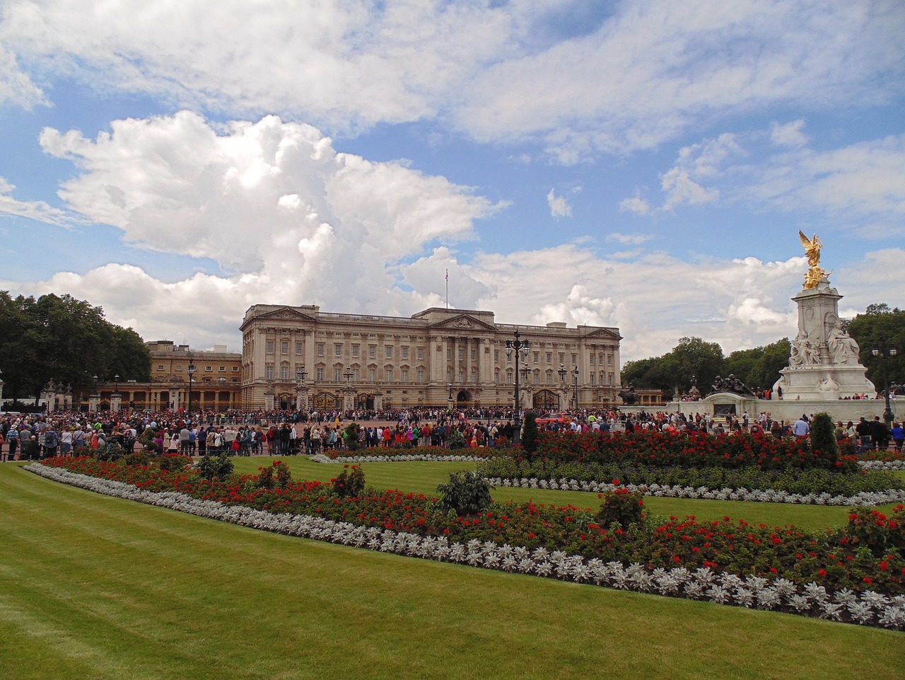 buckingham palace london free photo