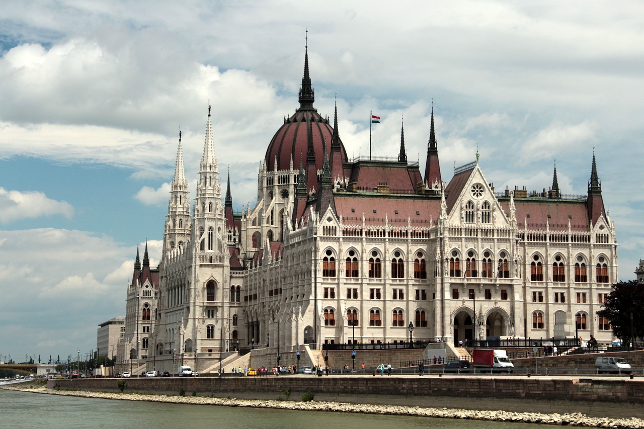 budapest the parliament monument free photo