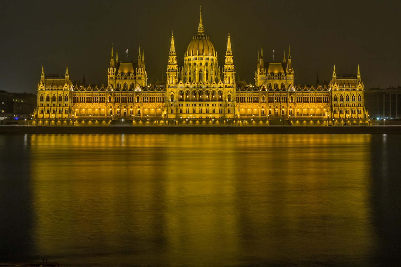 budapest danube parliament free photo