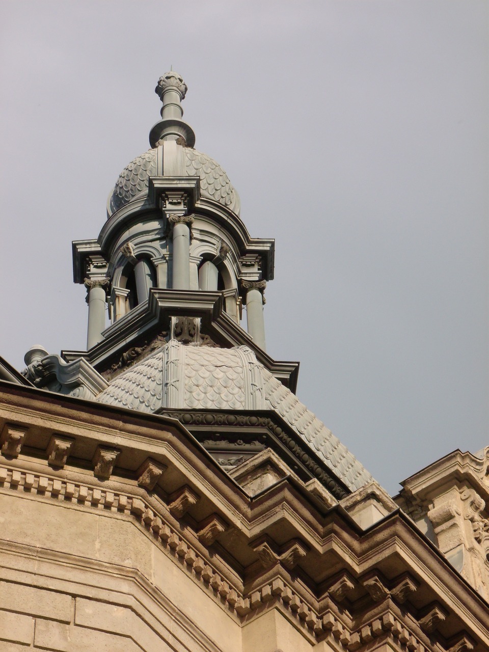 budapest architectural detail free photo