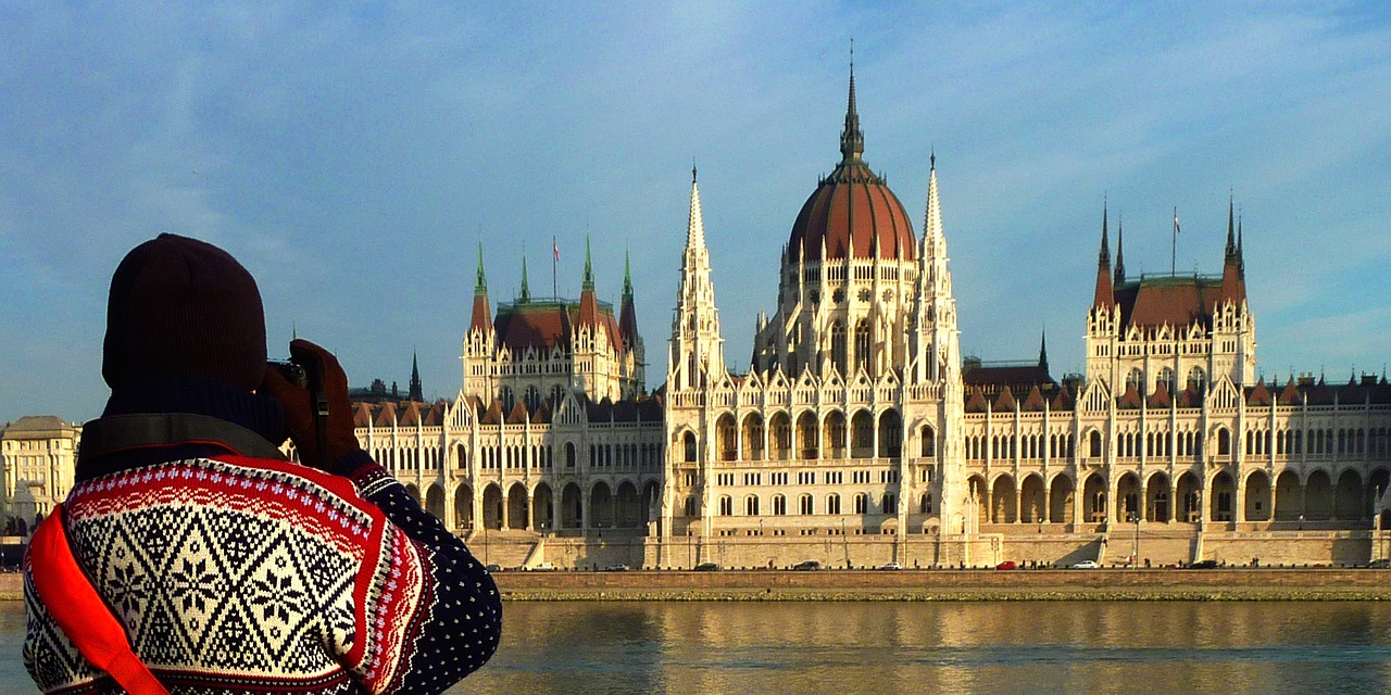 budapest hungary parliament free photo