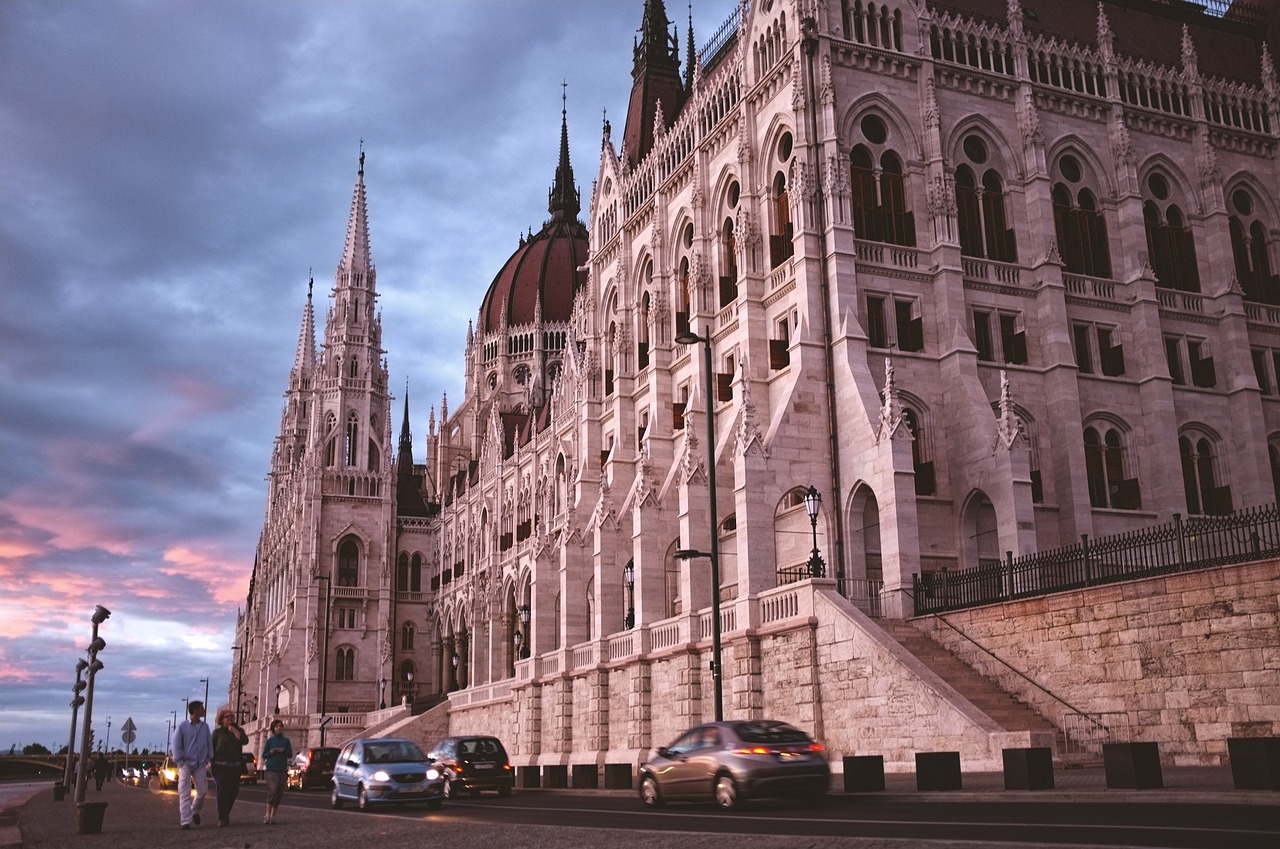 budapest parliament street free photo