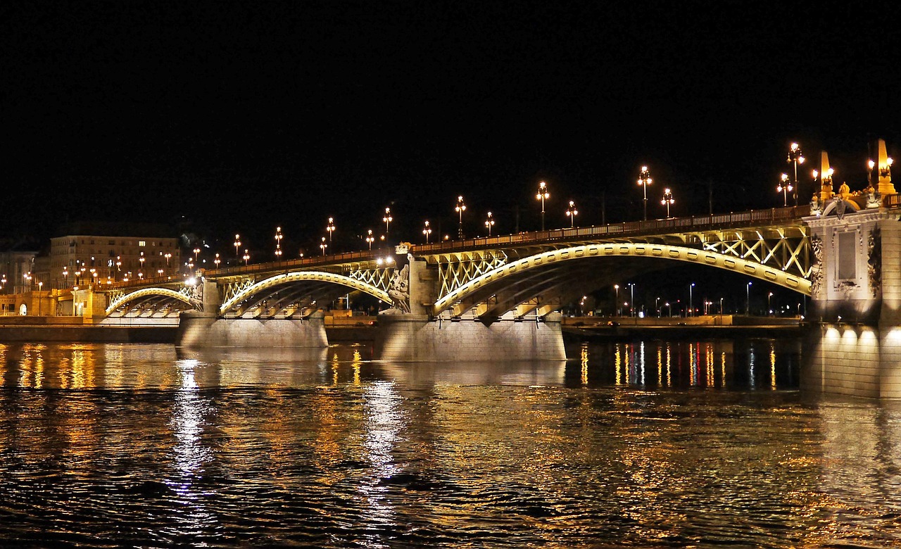 budapest at night margaret bridge illumination free photo