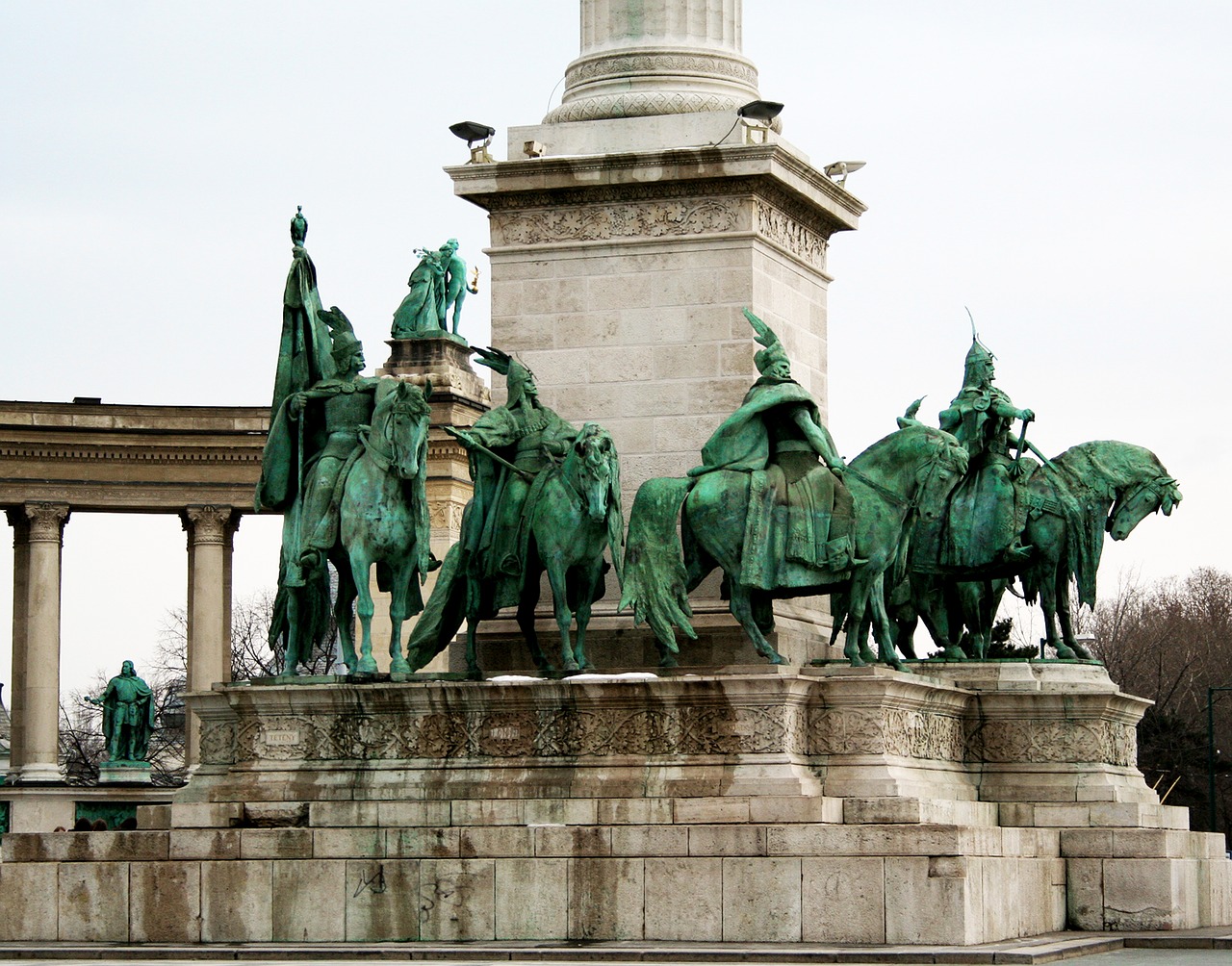budapest hungary heroes square statures free photo
