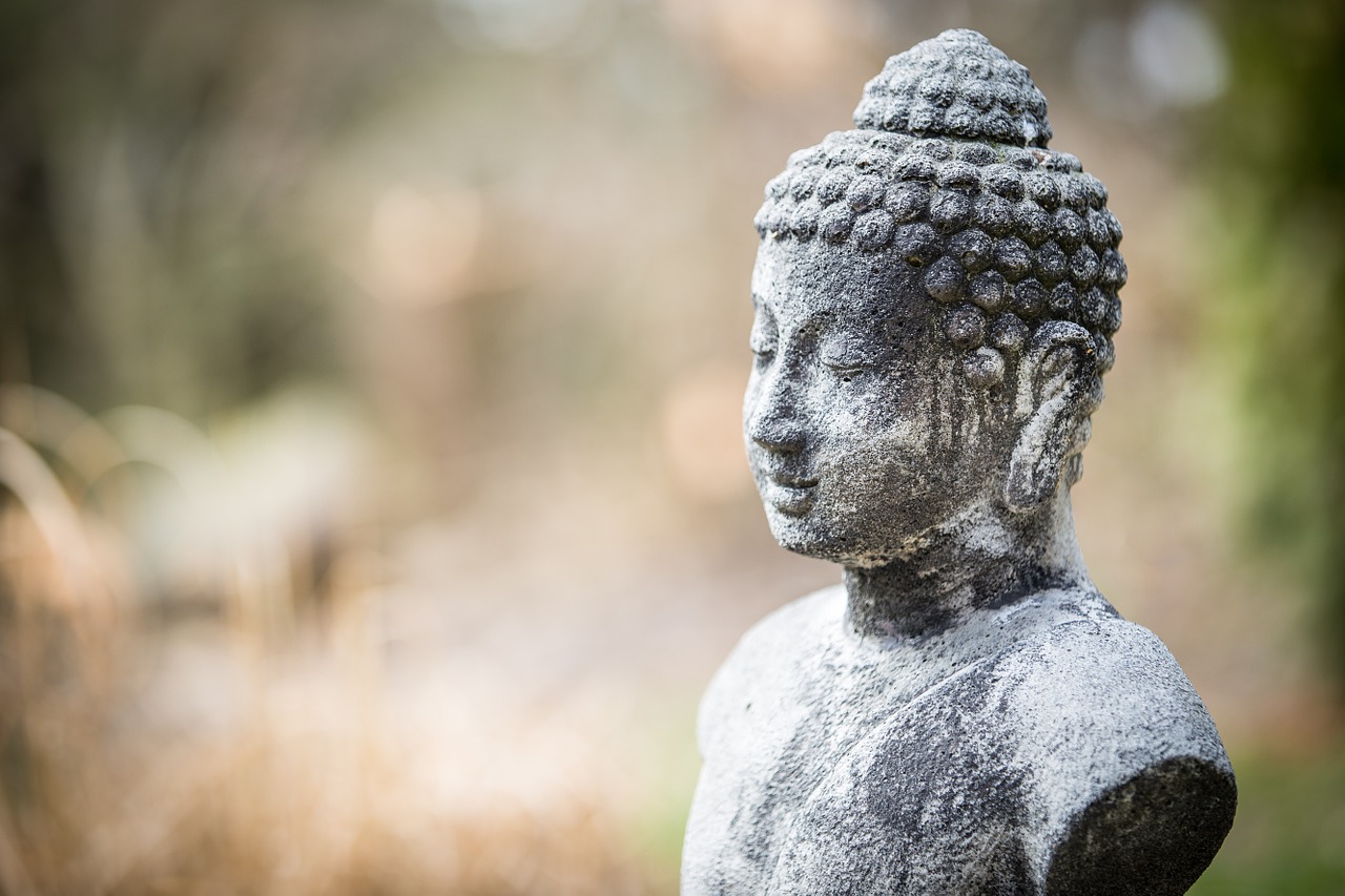 buddha statue sculpture free photo