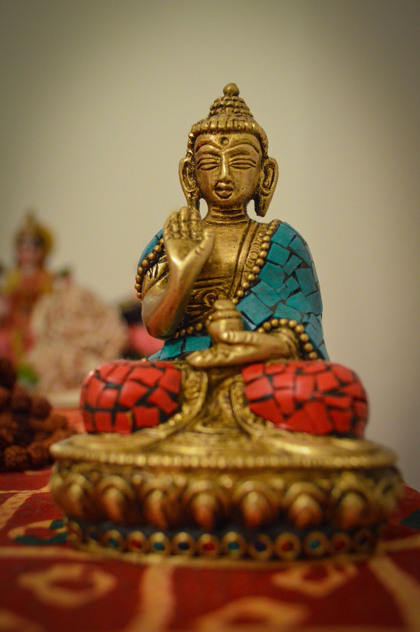 buddha statue buddhism free photo