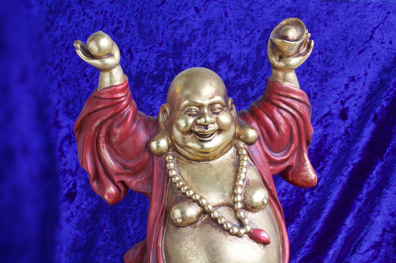 buddha laughing sculpture free photo