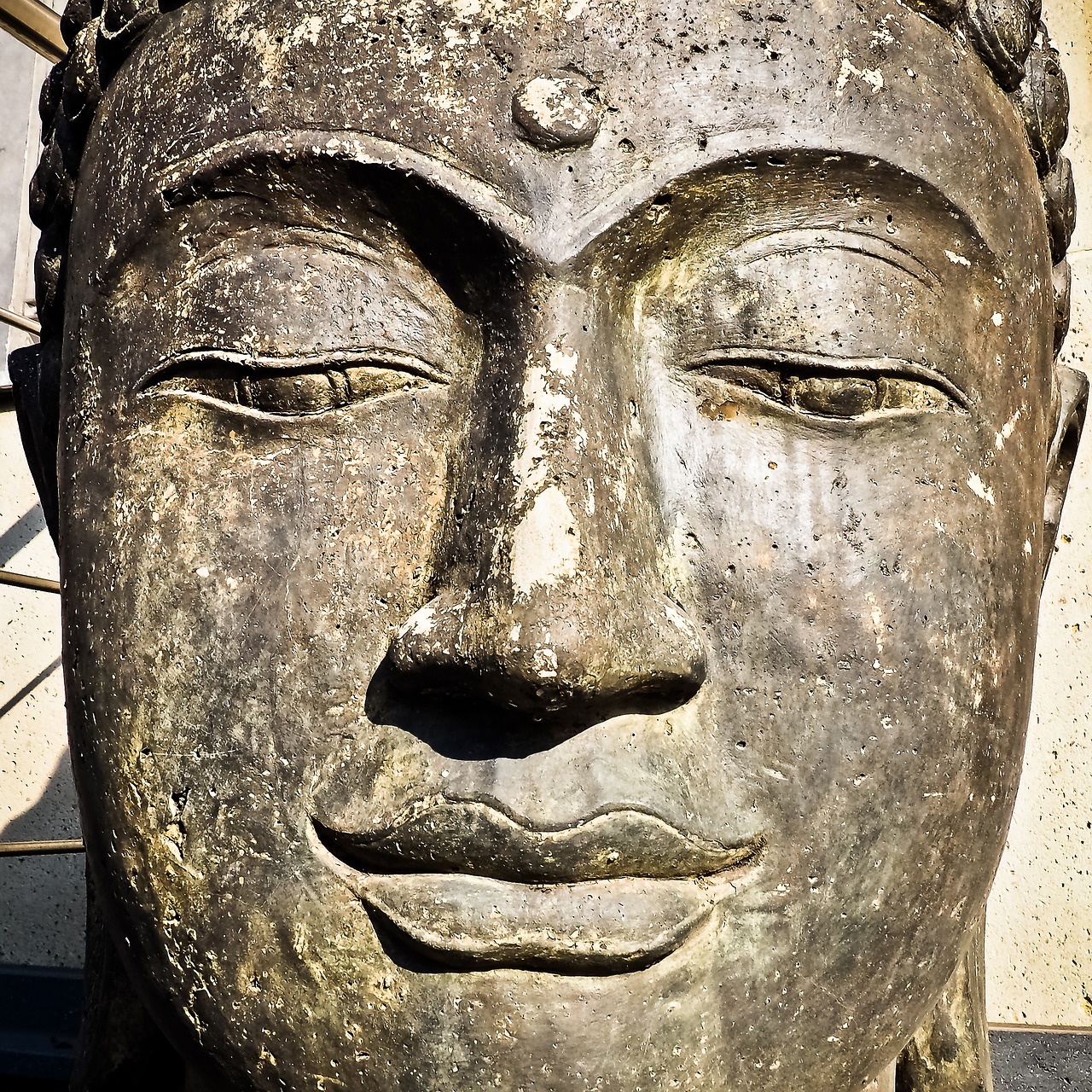 buddha statue sculpture free photo