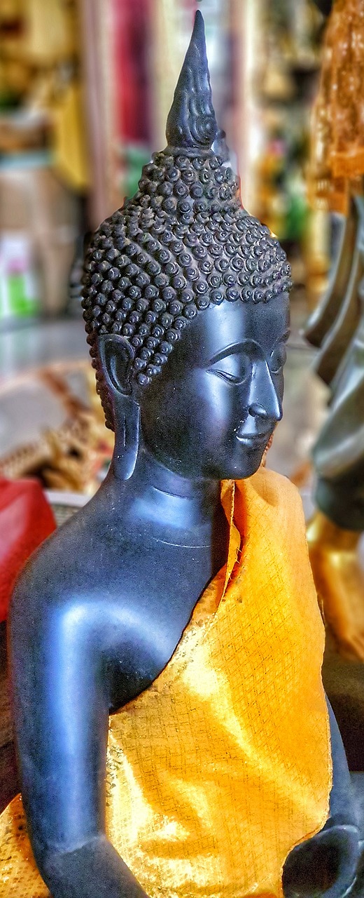 buddha statue meditation free photo