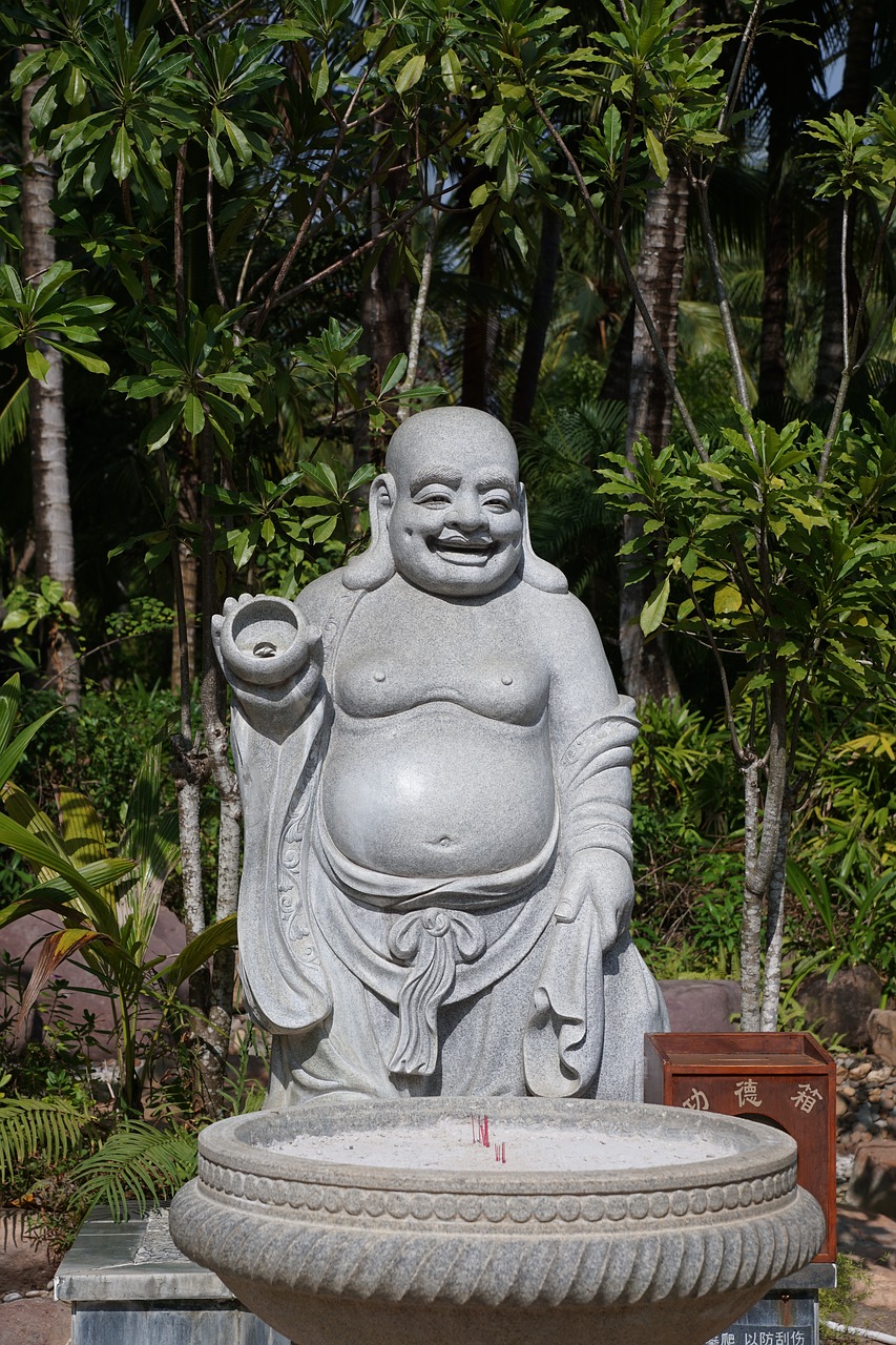 buddha  statue  sculpture free photo