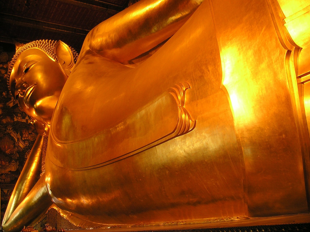 buddha gold huge free photo
