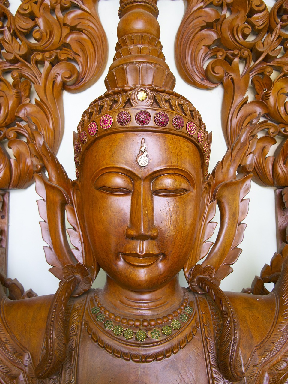 buddha wood sculpture free photo