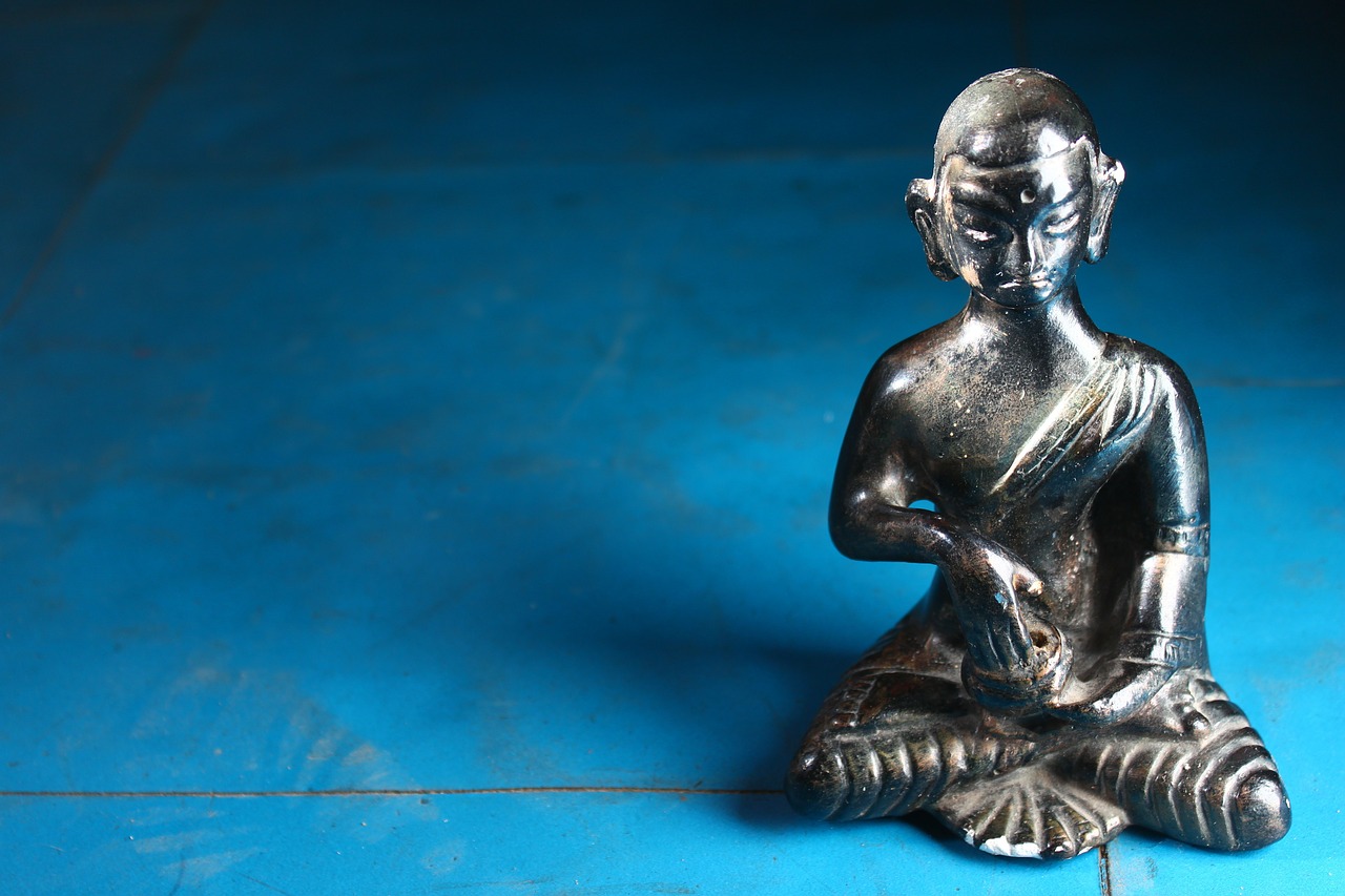 buddha blue statue free photo