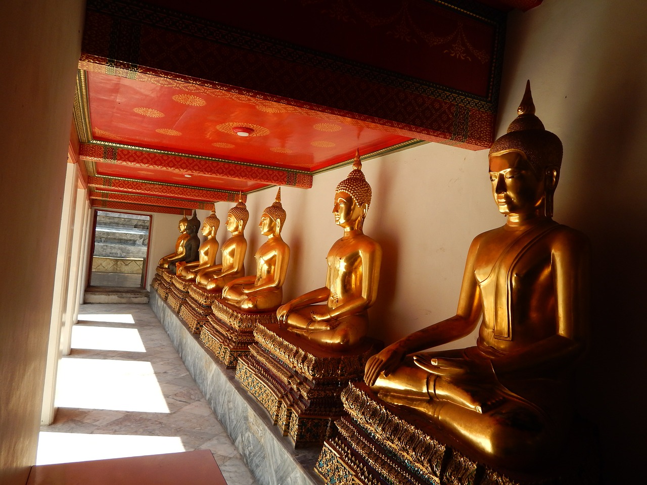 buddha shrine bangkok free photo