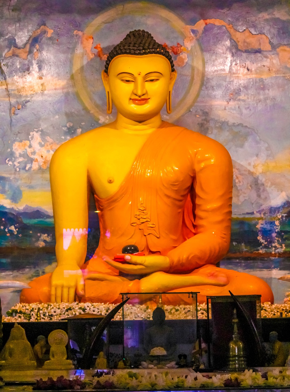 buddha statue religion free photo