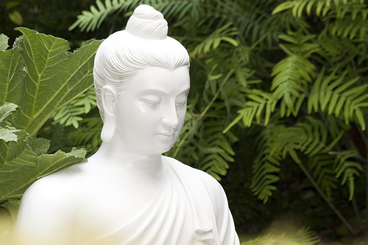 buddha sculpture figure free photo