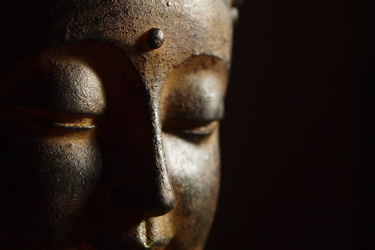 buddha statue religion free photo