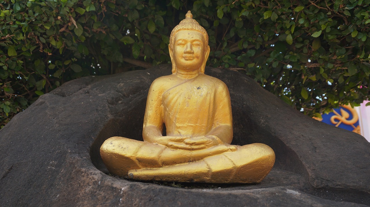 buddha statue buddha statue free photo