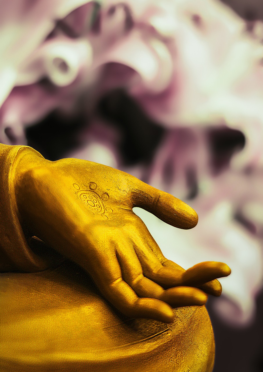 buddha statue stone hand free photo