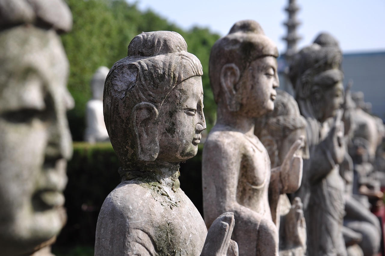 buddha statues china stone free photo