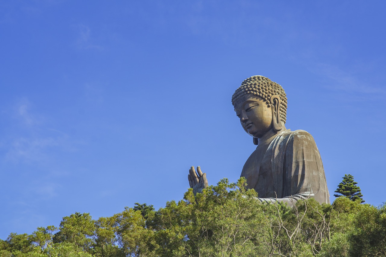 buddha statues  zen  china free photo