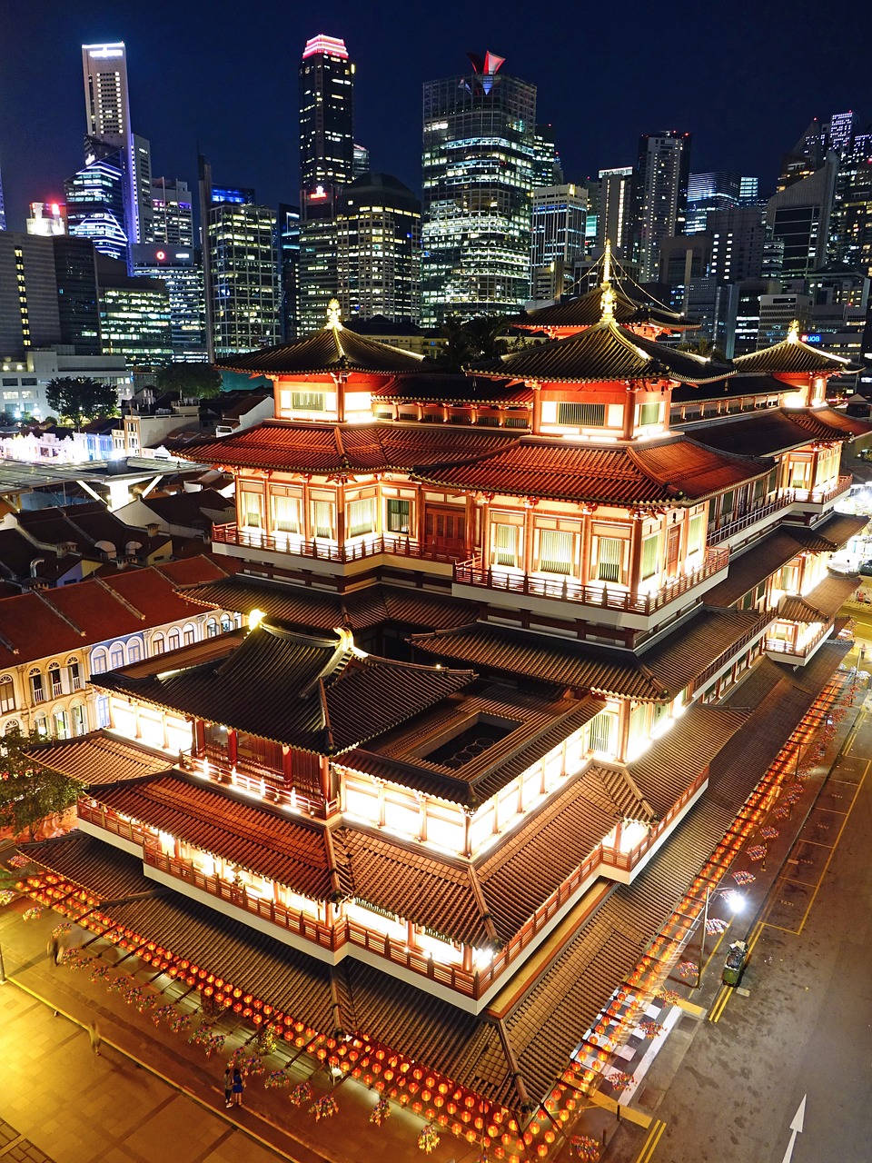 buddha tooth relic temple singapore chinatown free photo