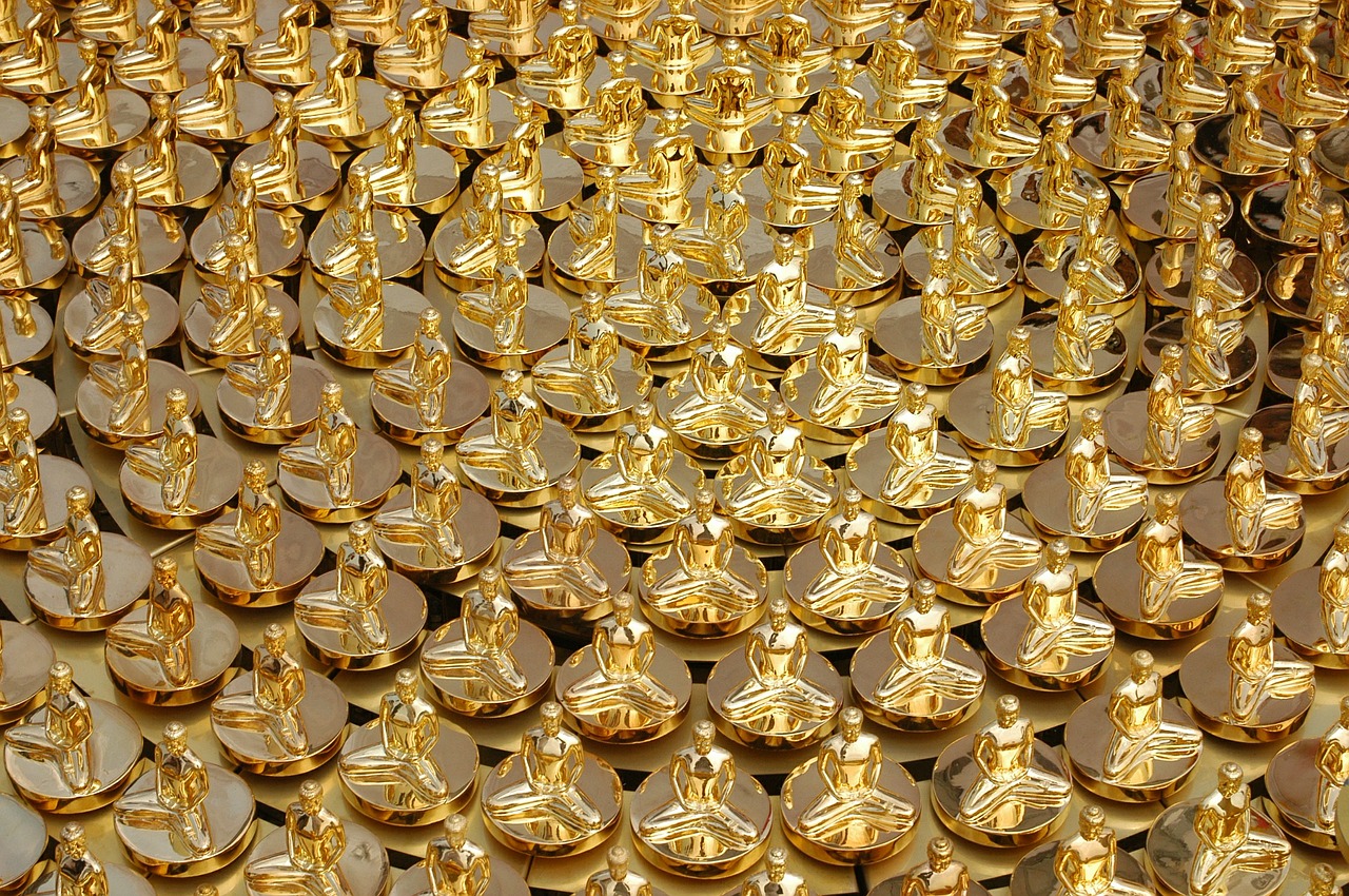 buddhas gold buddhism free photo