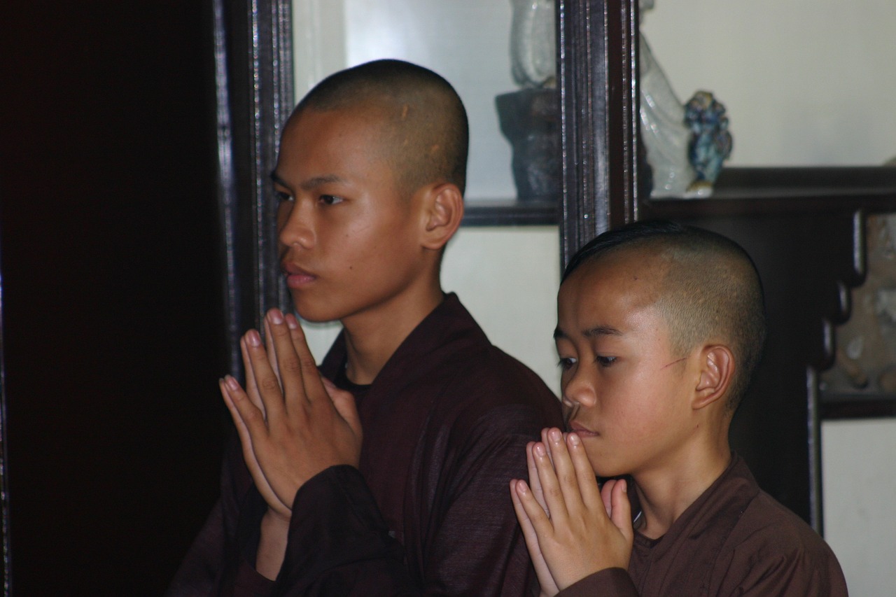 buddhism asia i pray free photo