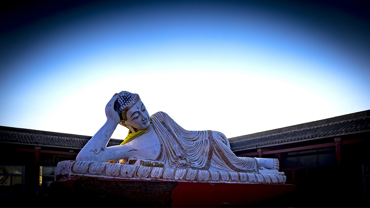 buddhism blue sky free photo