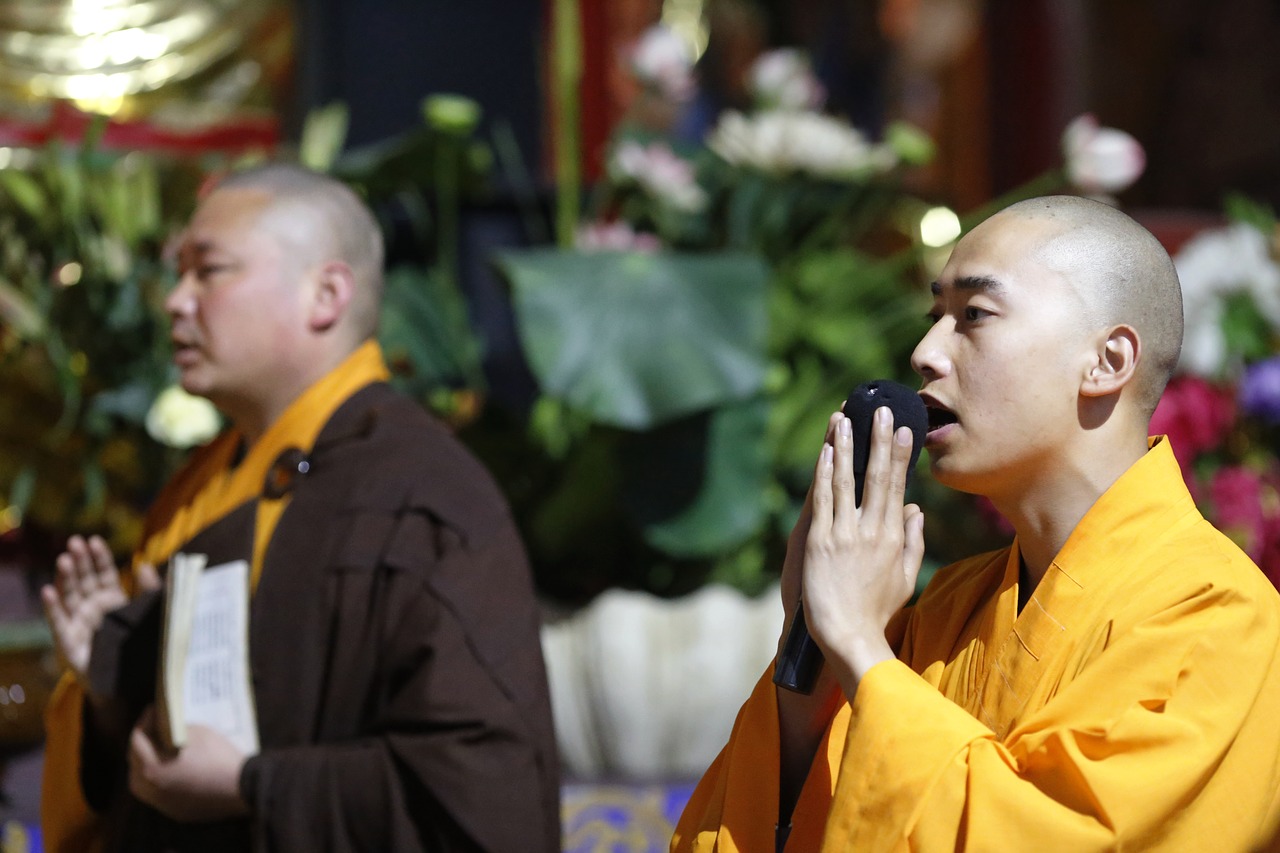 buddhism monks monk free photo