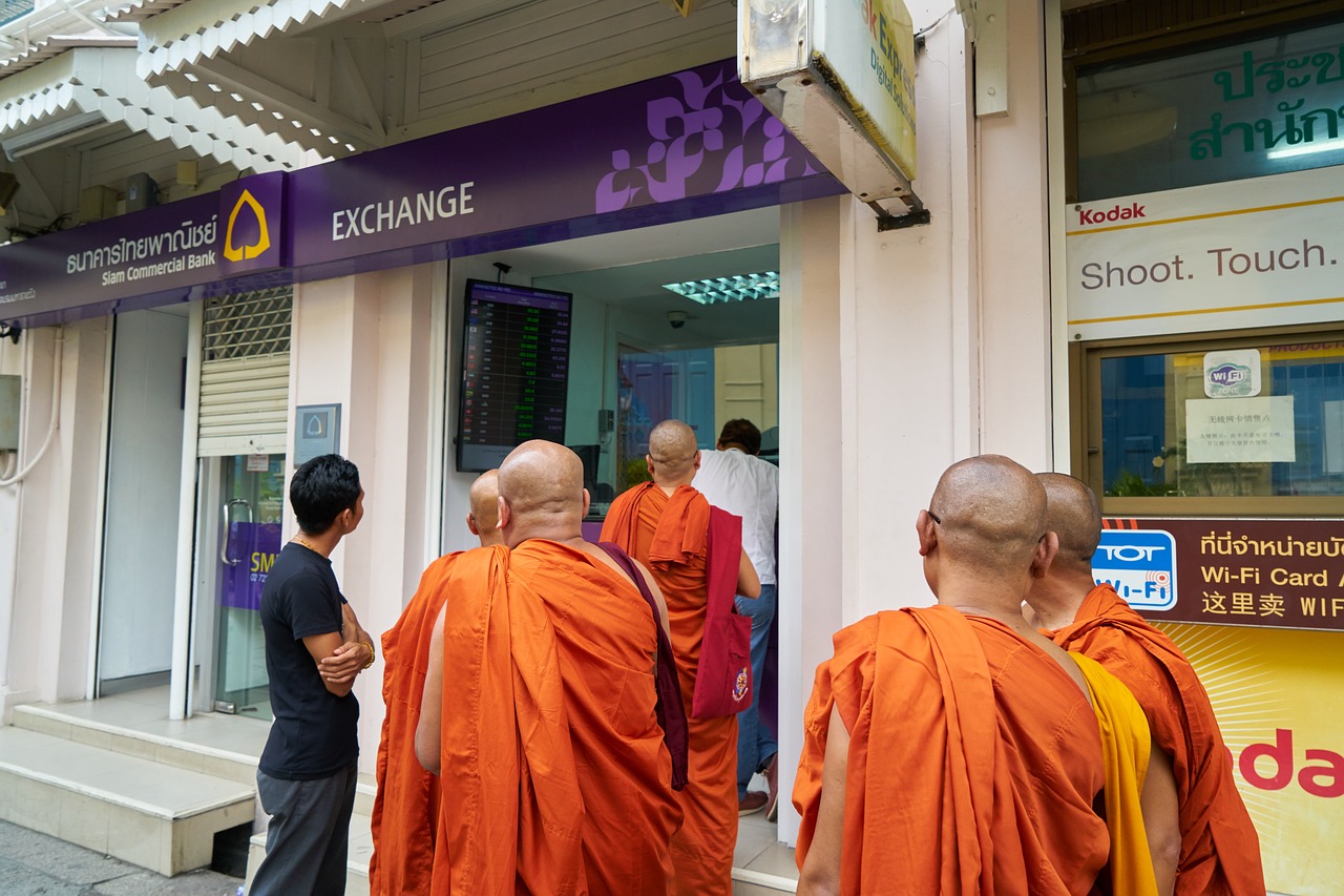 buddhist orange male free photo