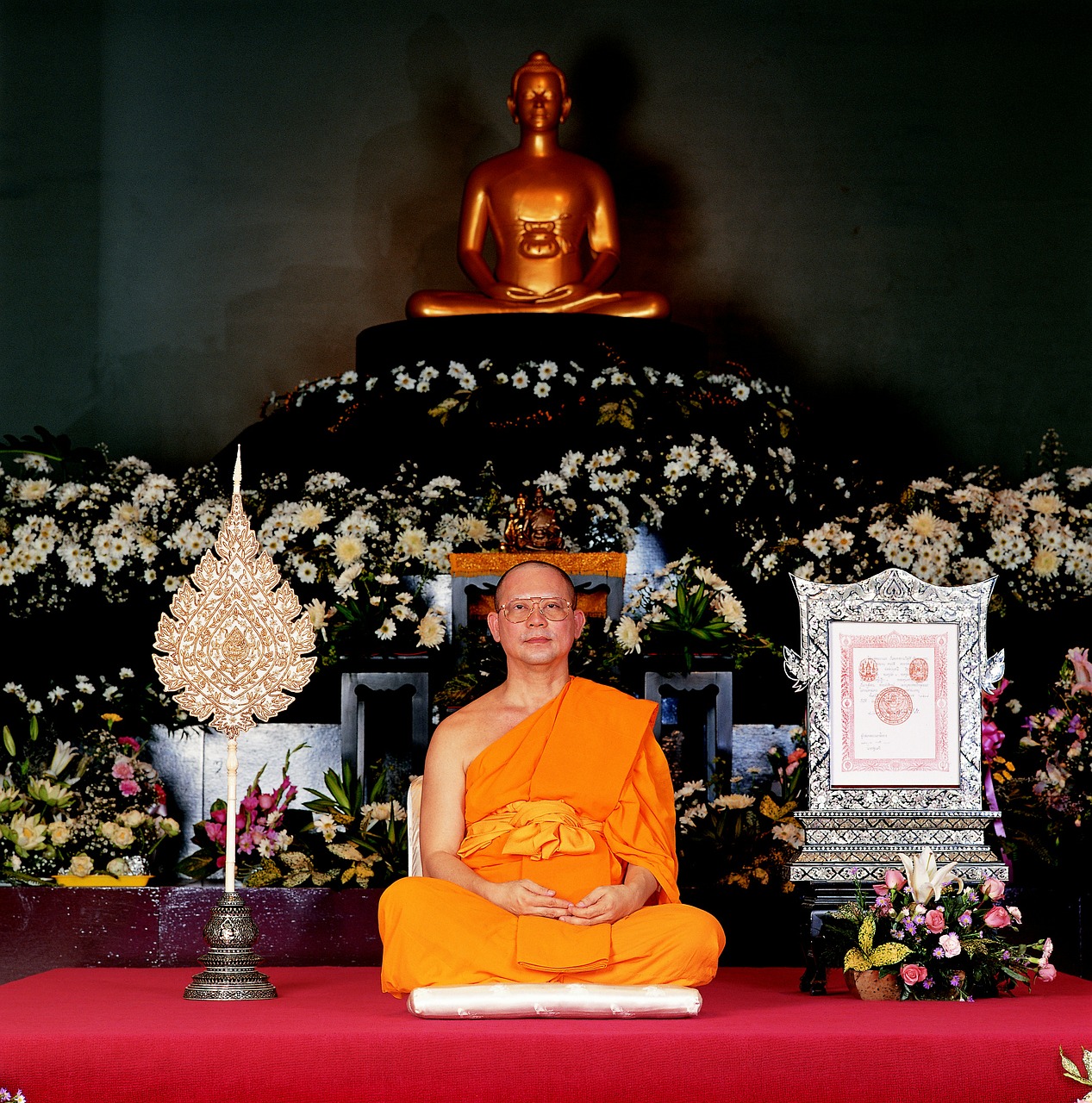 buddhist leader wat free photo