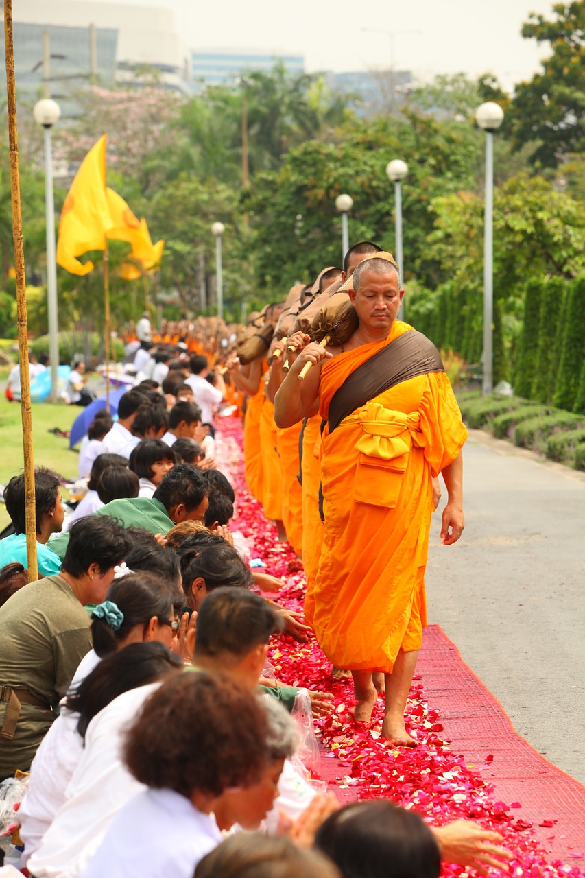 buddhists robes monks free photo