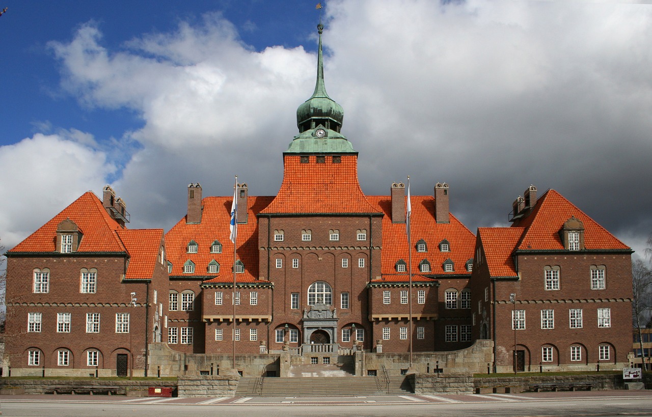 building town hall östersund free photo