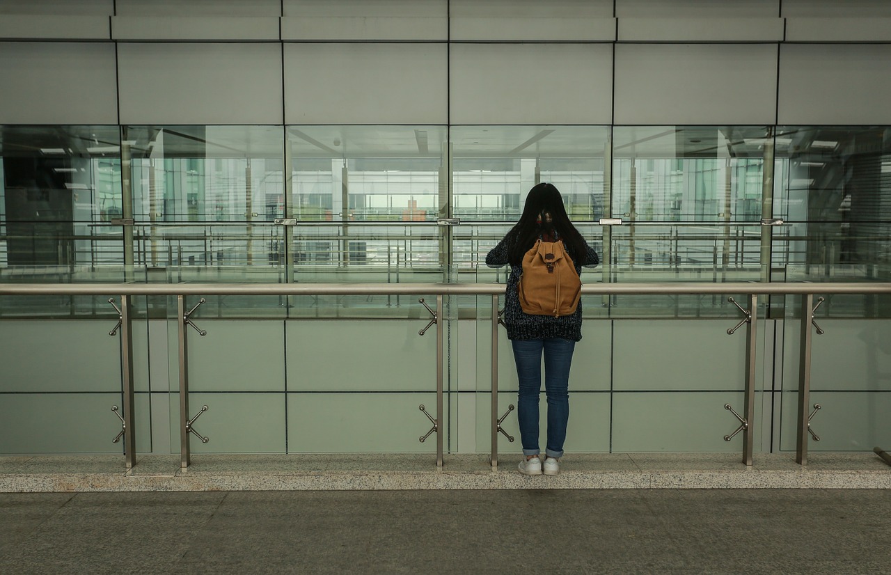 building glass girls free photo