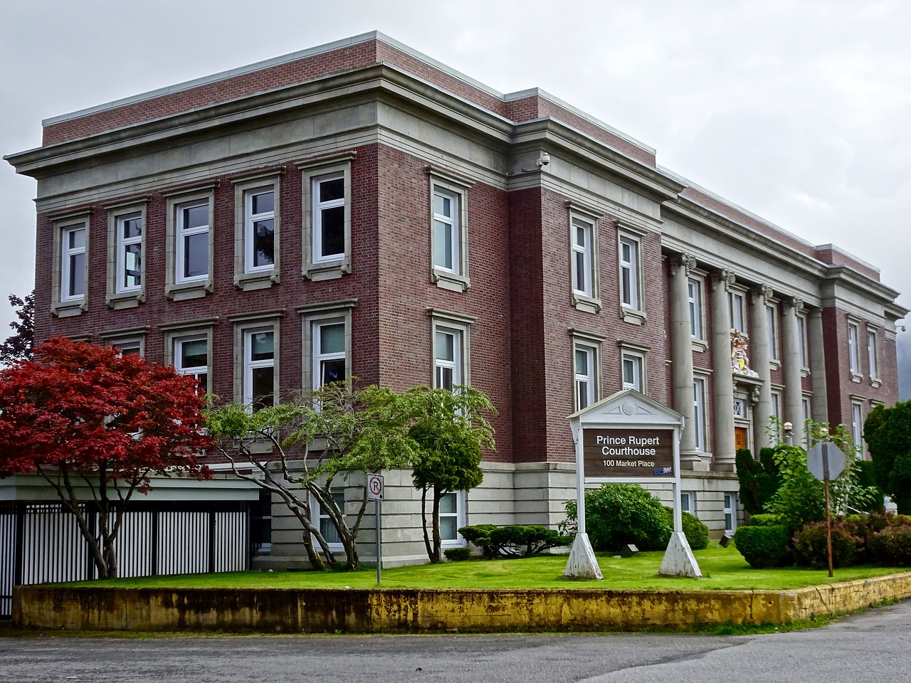 building court house prince rupert free photo