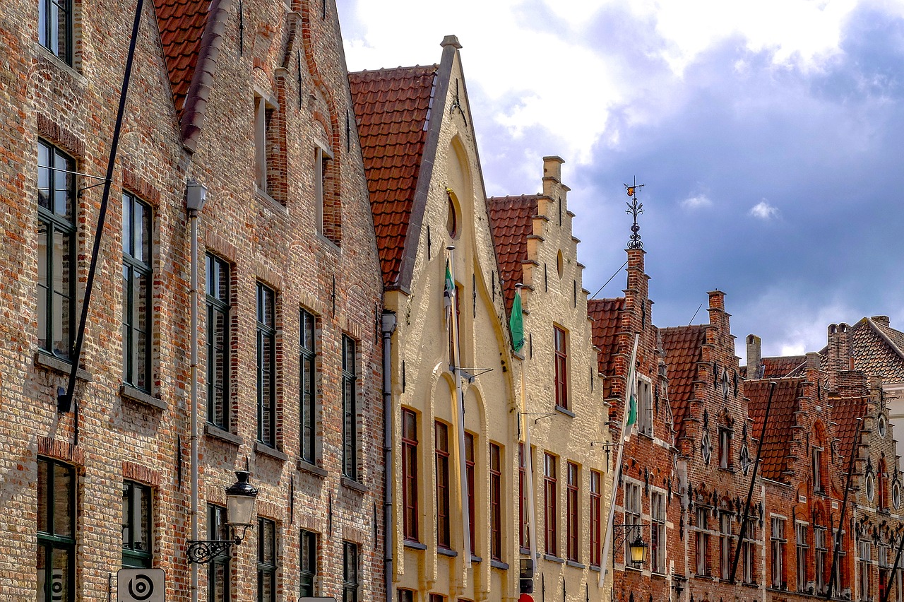 building facade brick free photo