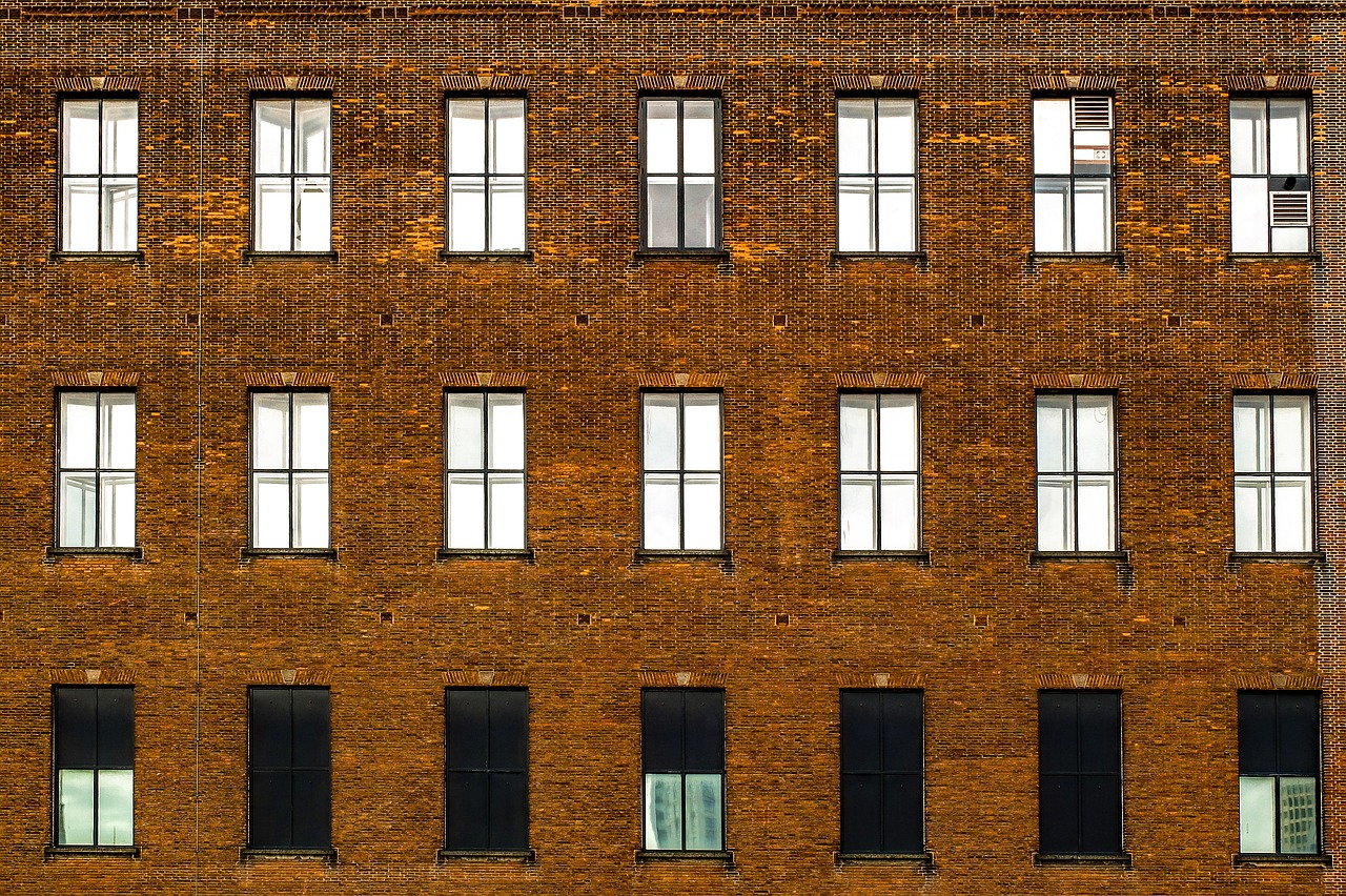 building facade brick free photo