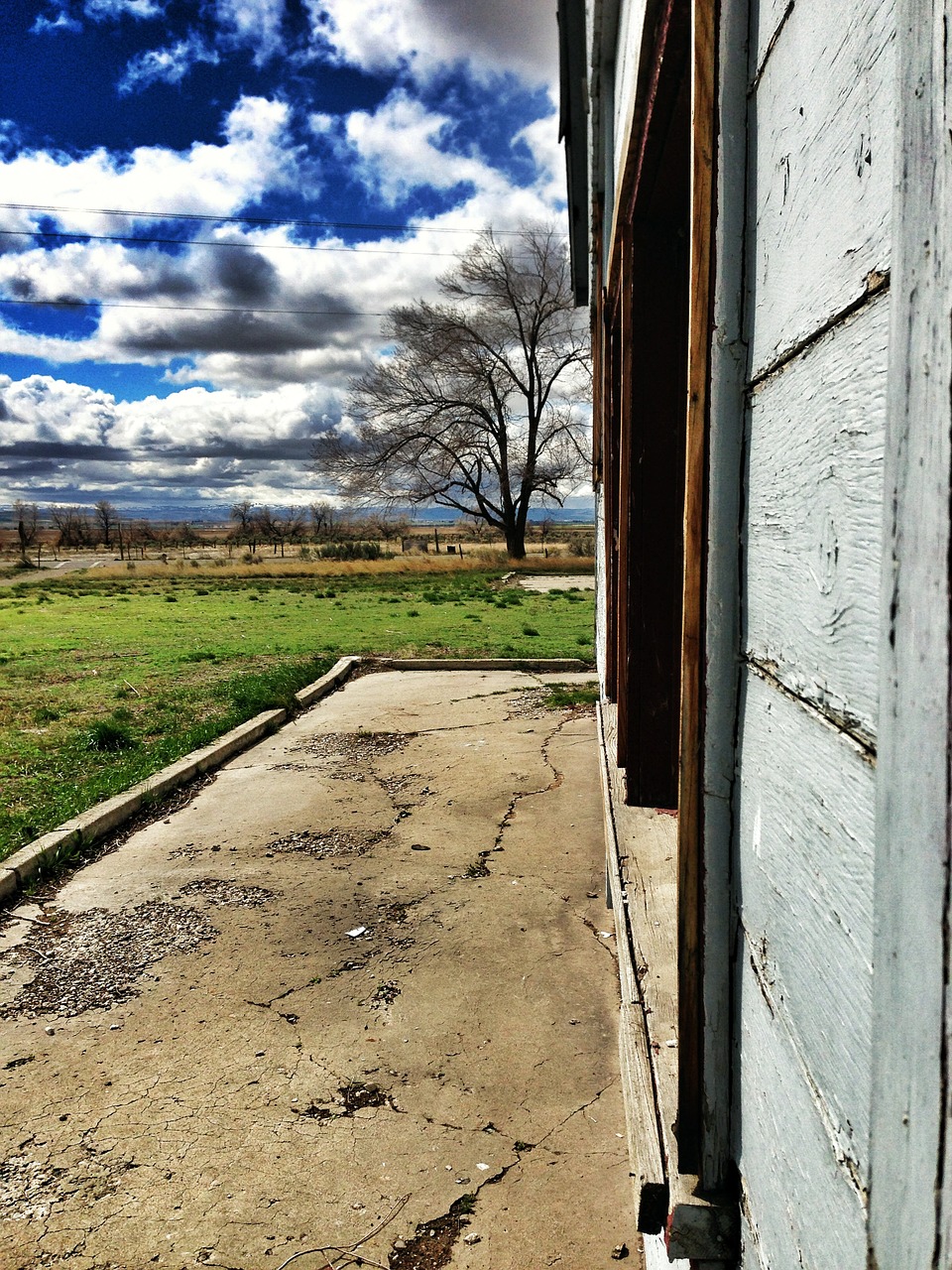 building internment camp minidoka free photo